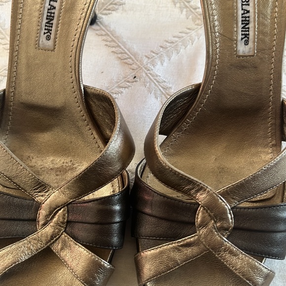 Manolo Blahnik metallic heels - Picture 6 of 6